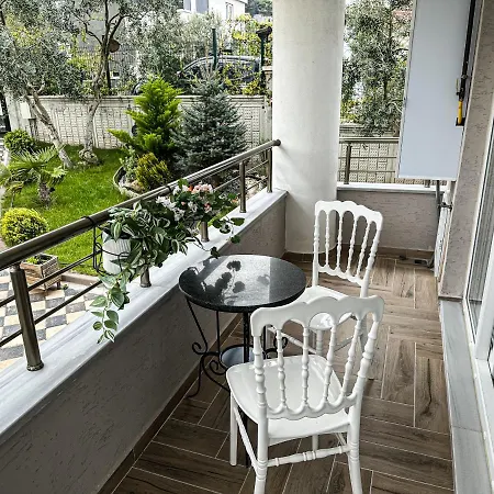 Apartment Doganin Kalbindeki Villaniz-6 Kisilik Gemlik
